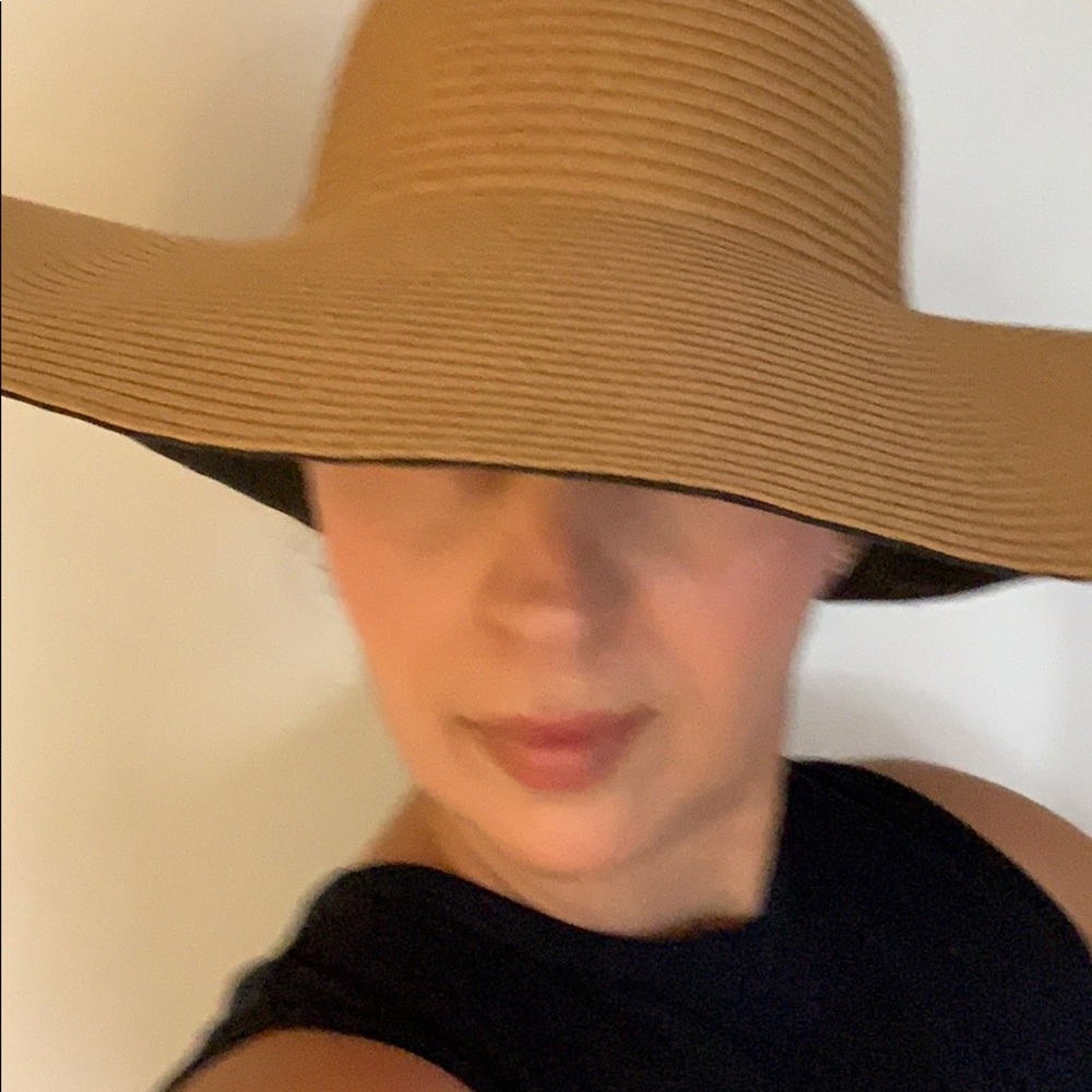 Sun hat 👒 - Picture 2 of 6
